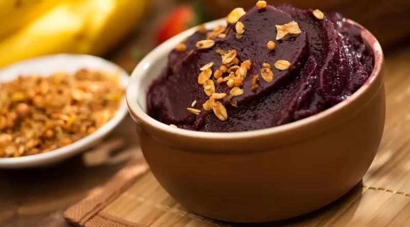 Açaí com granola: benefícios da combinação “polêmica” dos paraenses