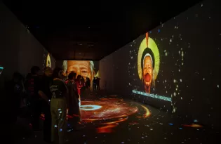 Exposição transforma arte, cultura e identidade amazônida em experiência sensorial em Belém