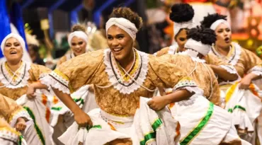 Carnaval vira espetáculo no Theatro da Paz